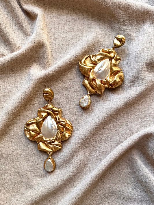 Nidara Draped Large - Antique Gold with Mother of Pearl Shell and Freshwater Pearls