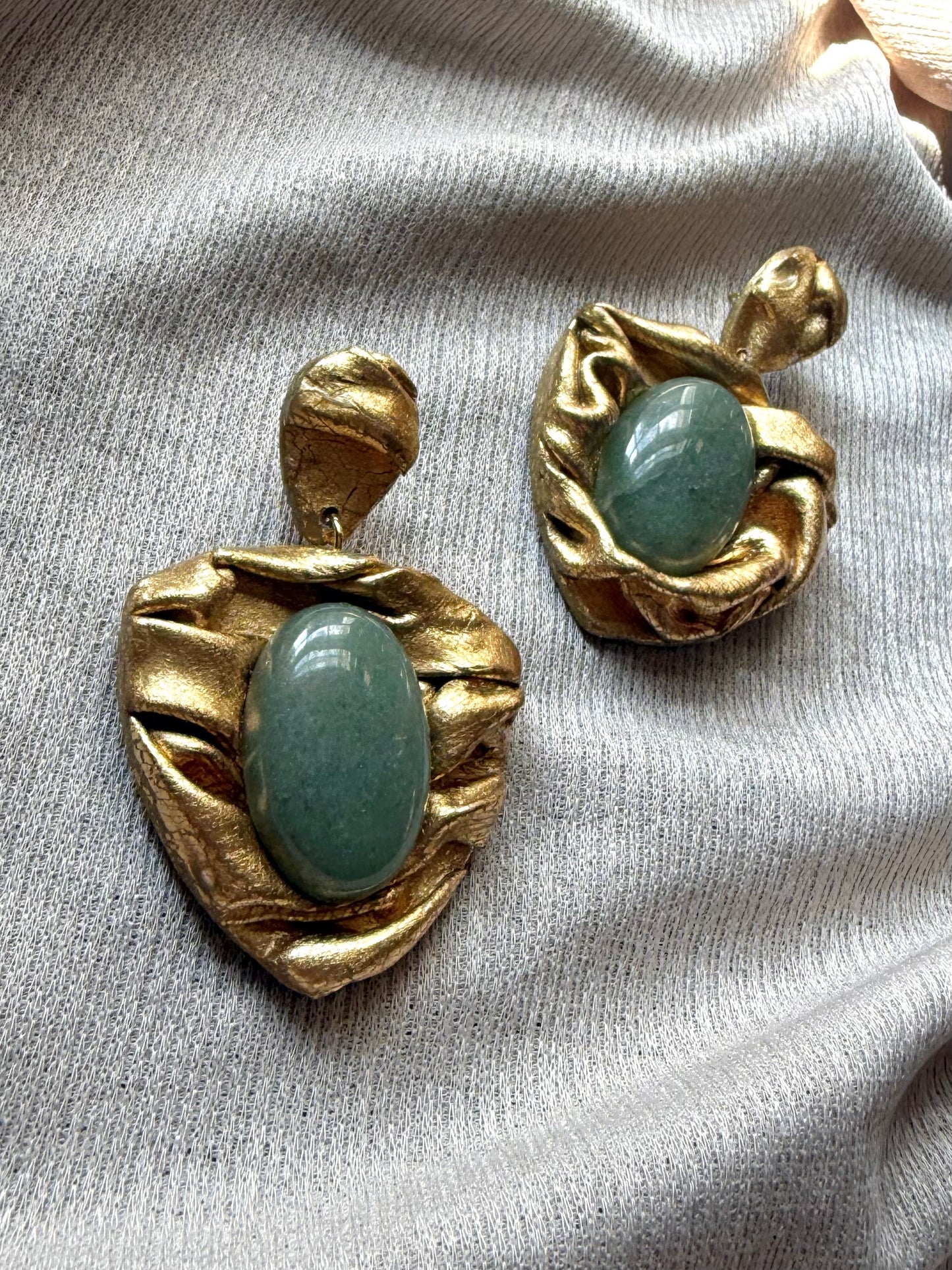 Triangular Draped - Antique Gold with Green Aventurine