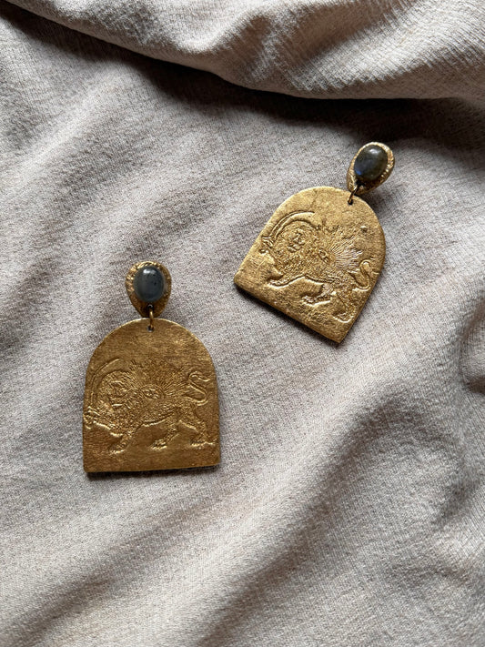 Farideh Lion & Sun - Antique Gold with Labradorite