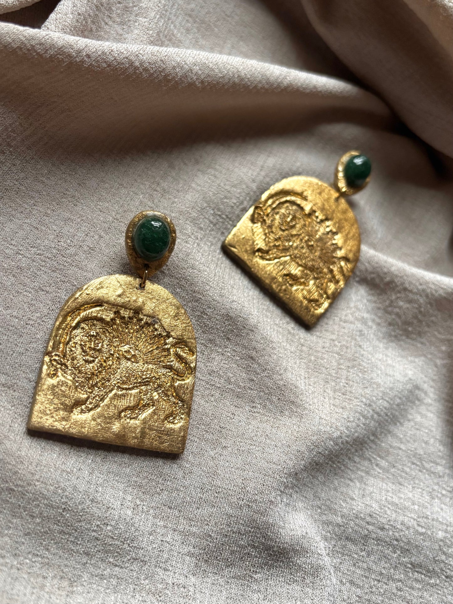 Farideh Lion & Sun - Antique Gold with Green Aventurine